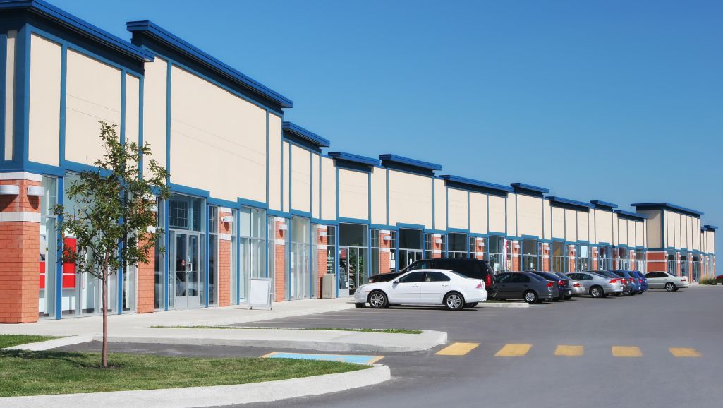 strip mall constructed using hard money loans in Houston